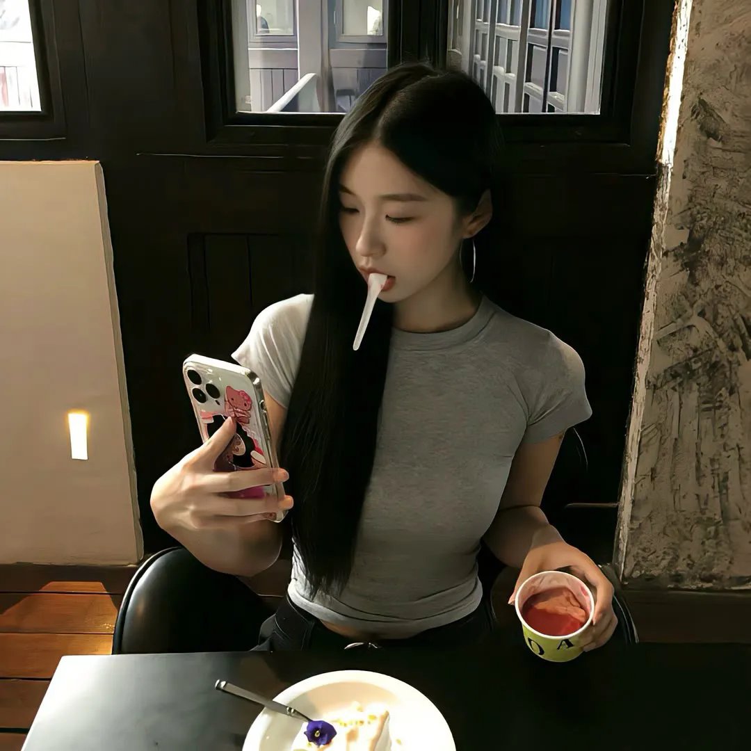 四月，她将到来。